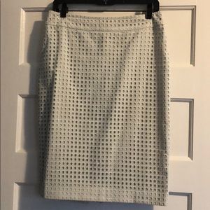 Ann Taylor knee length skirt size 6